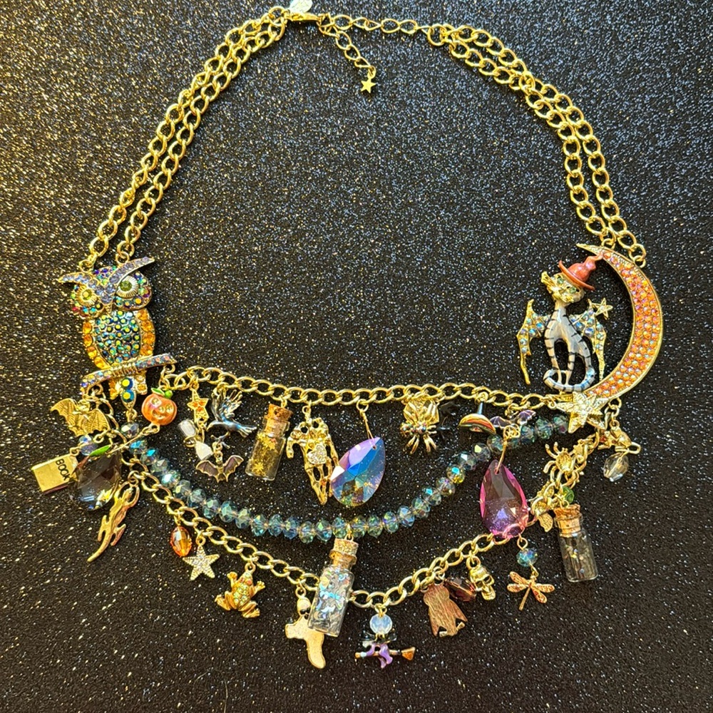 Kirks Folly Halloween necklace